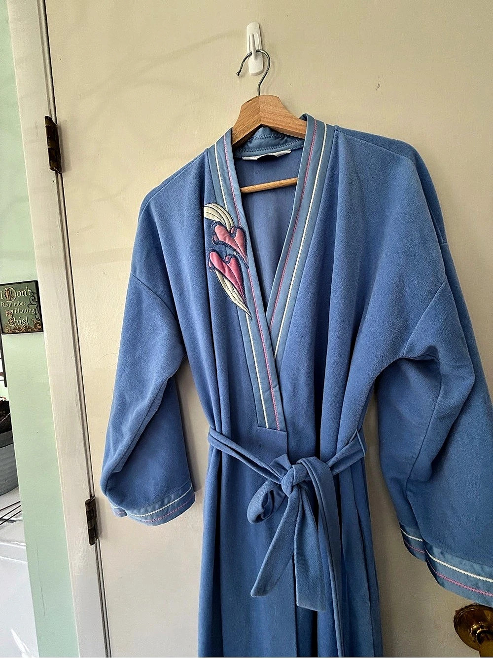 VINTAGE Vanity Fair Blue Robe - Picture 2 of 7